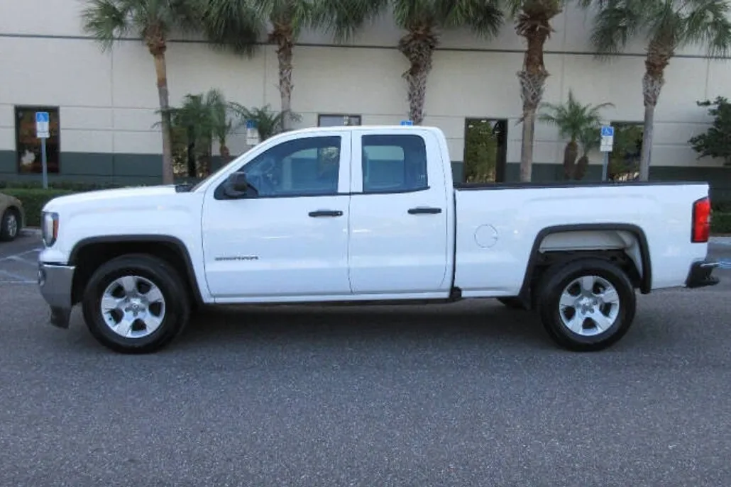 2018 Gmc Sierra 1500 Base photo 1