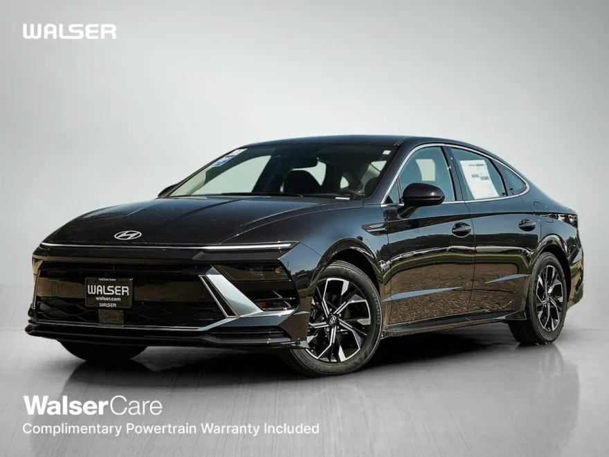 2025 Hyundai Sonata SEL photo 1