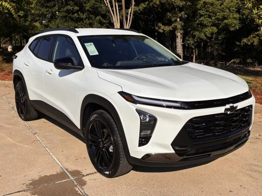 2026 Chevrolet Trax ACTIV photo 1