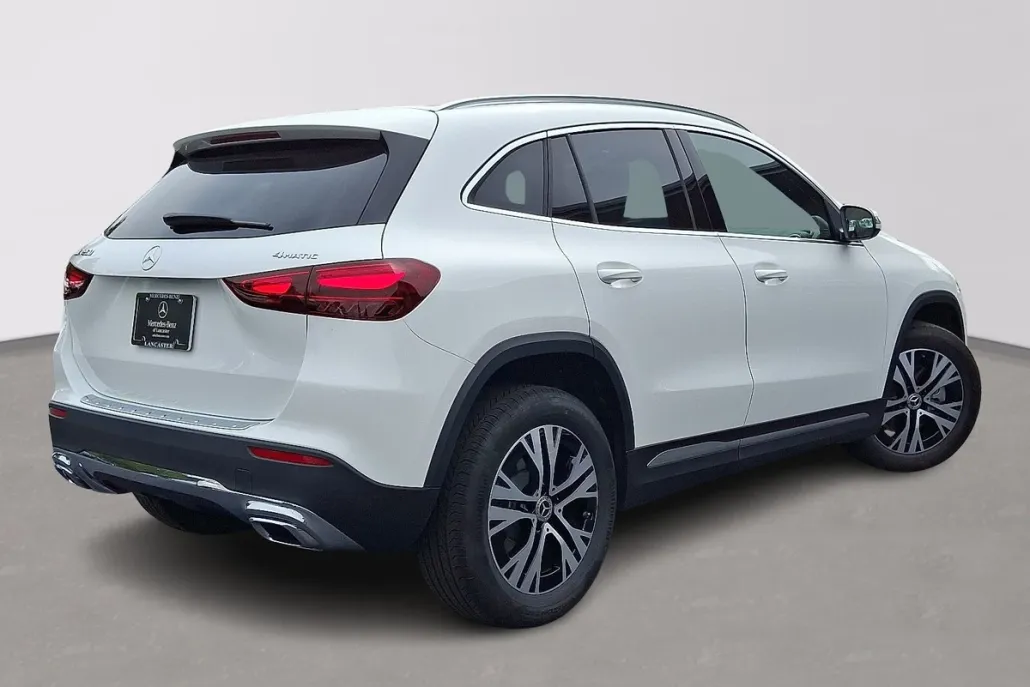 2025 Mercedes Benz GLA 250 4MATIC photo 1