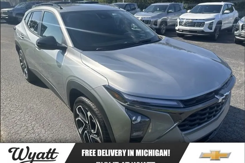2024 Chevrolet Trax photo 1