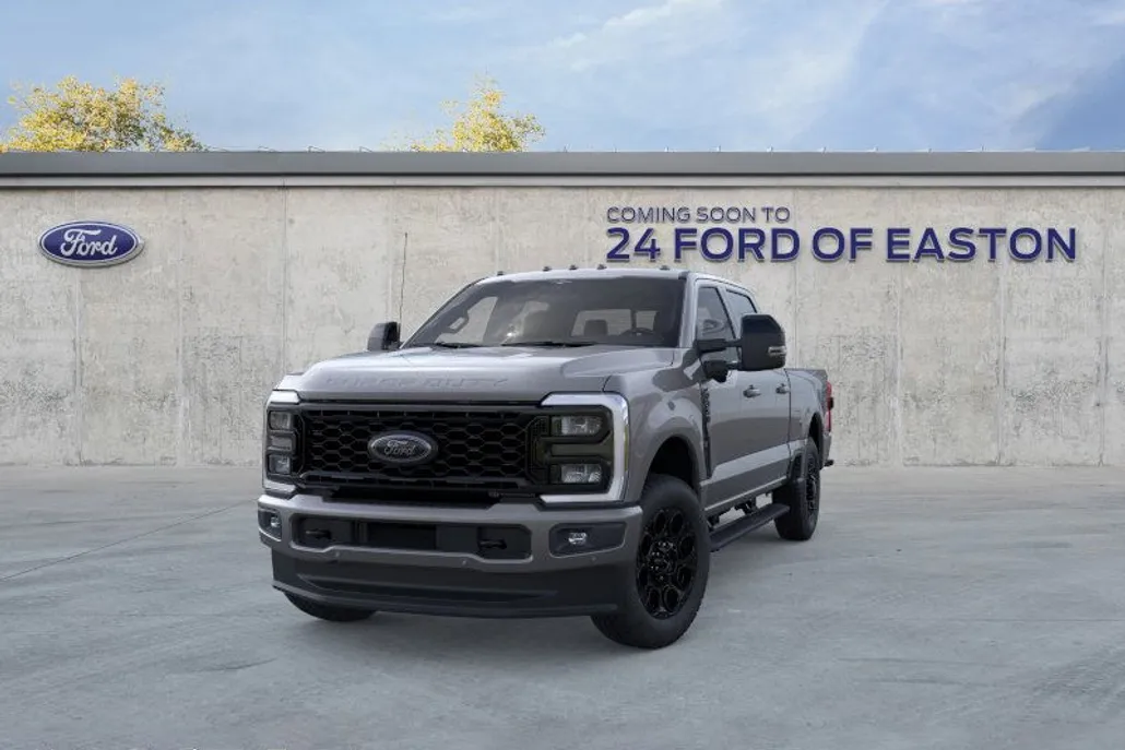 2026 Ford F-350 Lariat photo 1