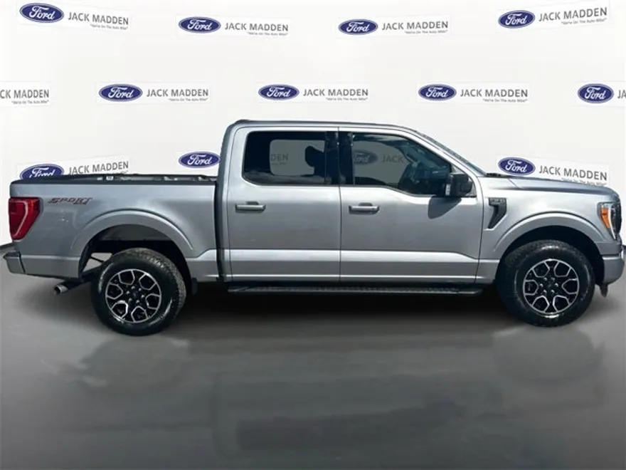 2022 Ford F-150 XLT photo 1