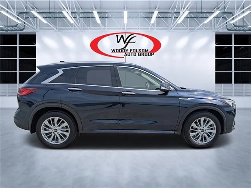 2024 Infiniti QX50 Luxe photo 1