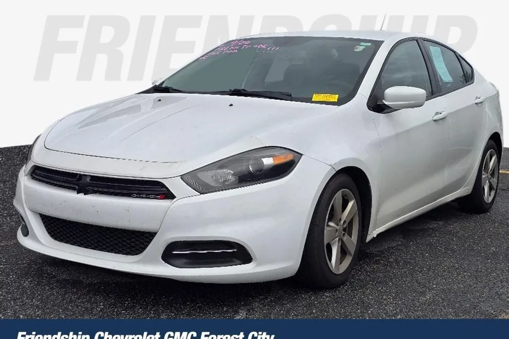 2016 Dodge Dart SXT photo 1
