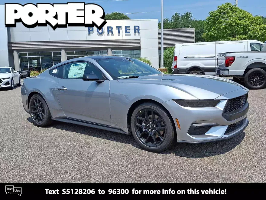 2025 Ford Mustang EcoBoost photo 1