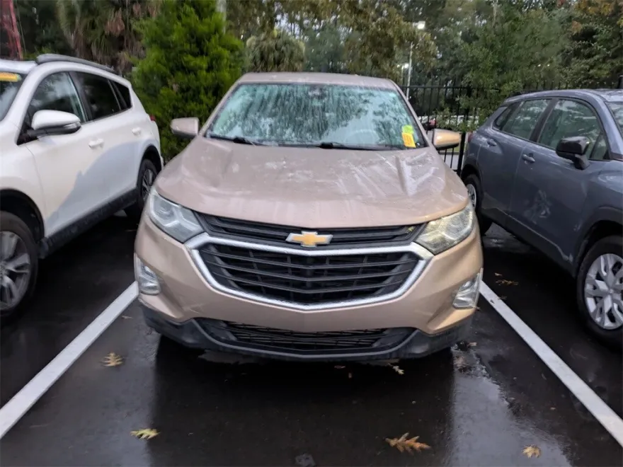 2019 Chevrolet Equinox LT photo 1