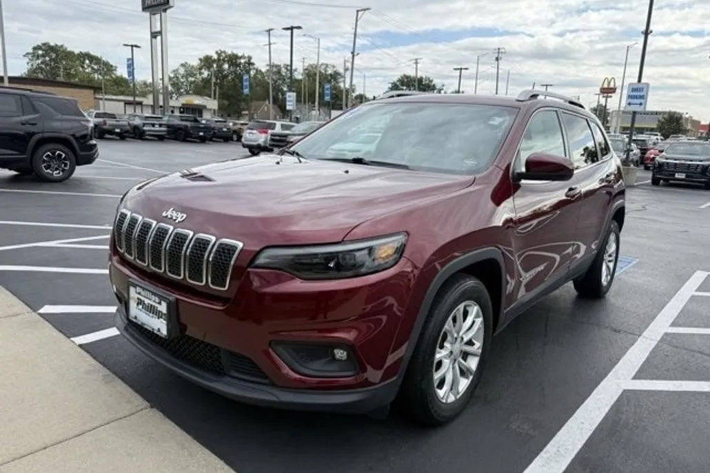 2019 Jeep Cherokee Latitude photo 1