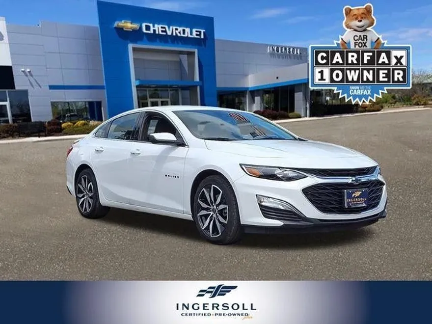 2023 Chevrolet Malibu RS photo 1