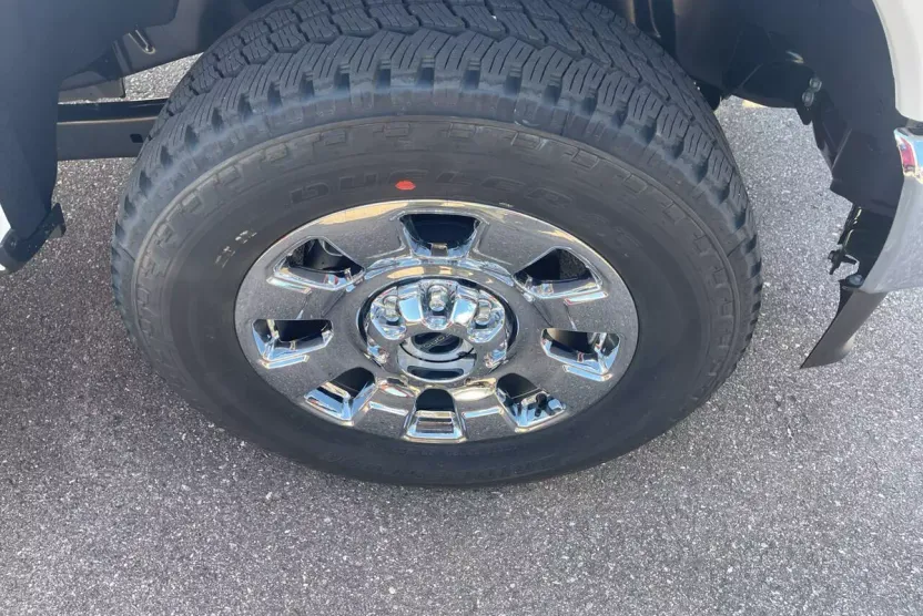 2025 Ford F-350 King Ranch photo 1