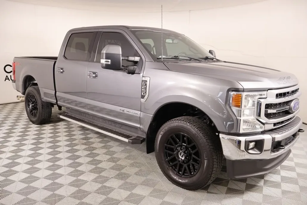 2022 Ford F-250 Lariat photo 1