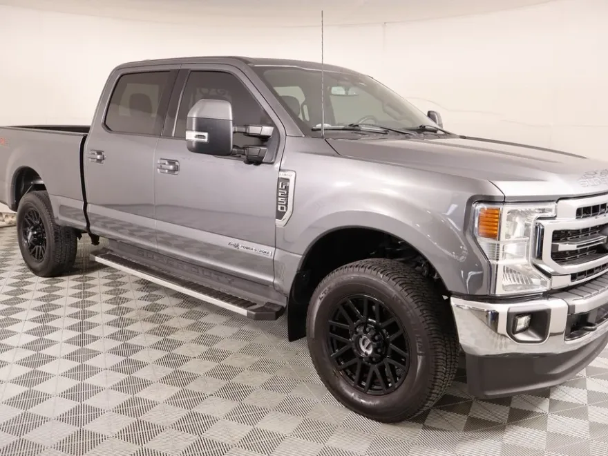 2022 Ford F-250 Lariat photo 1