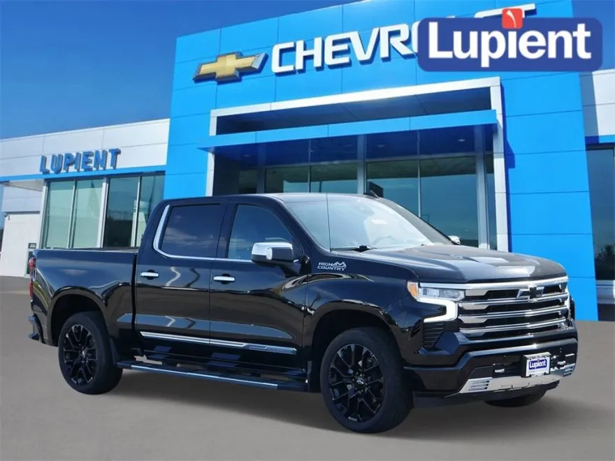 2024 Chevrolet Silverado 1500 High Country photo 1