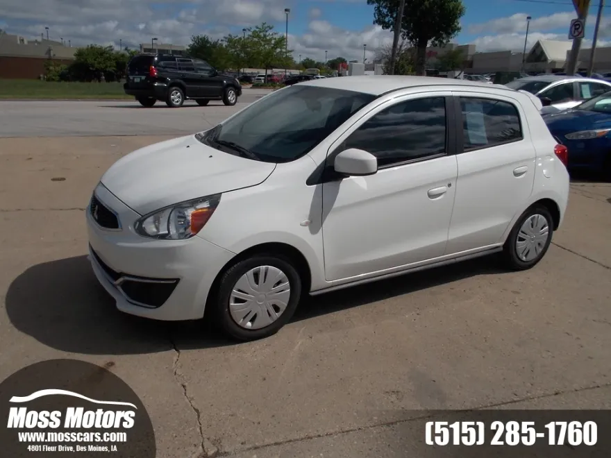 2017 Mitsubishi Mirage ES photo 1