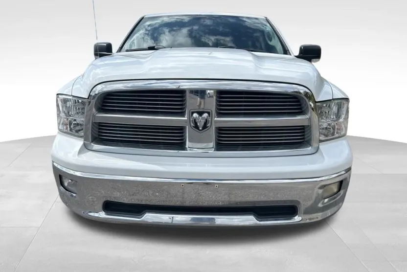 2012 Ram 1500 SLT photo 1