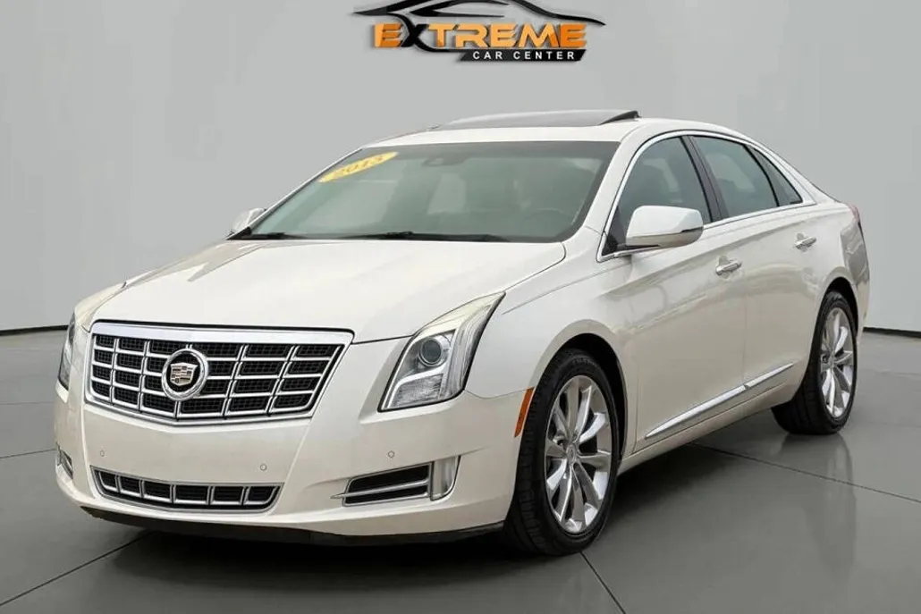 2013 Cadillac XTS Luxury photo 1