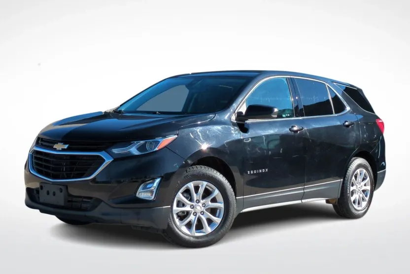 2020 Chevrolet Equinox LT photo 1