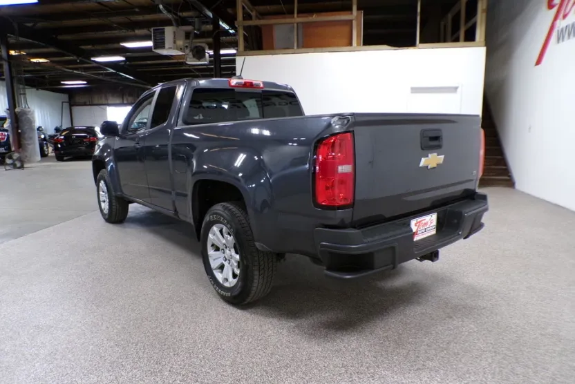 2016 Chevrolet Colorado LT photo 1