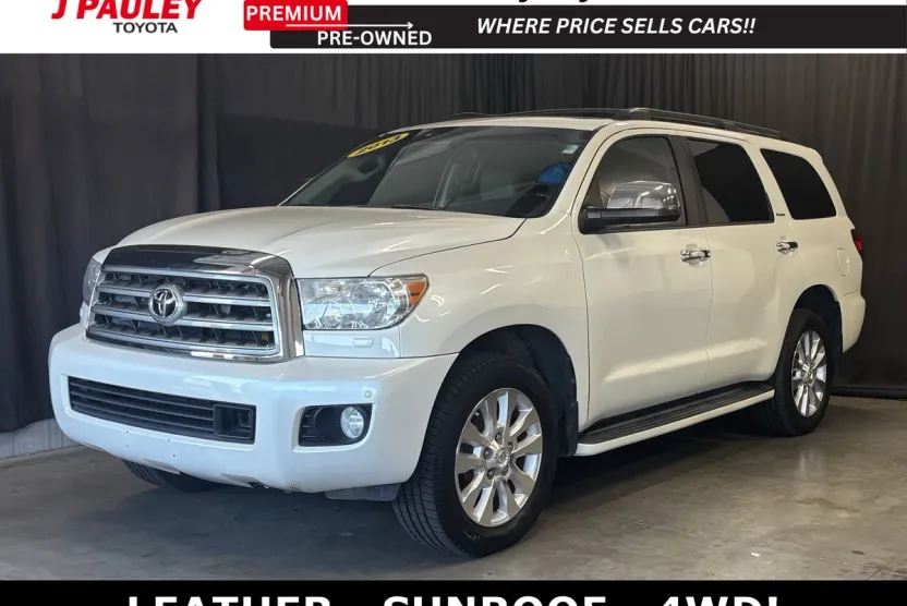 2013 Toyota Sequoia Platinum photo 1
