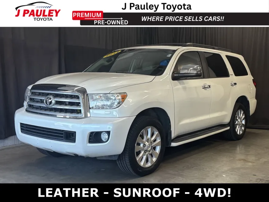 2013 Toyota Sequoia Platinum photo 1