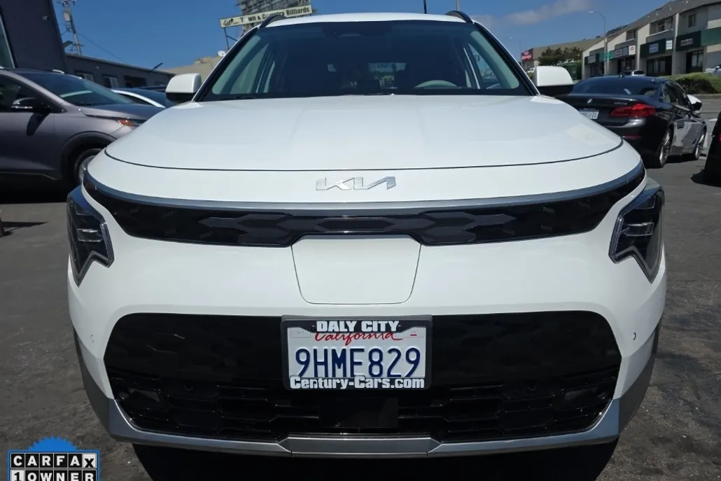 2023 Kia Niro EV Wave photo 1