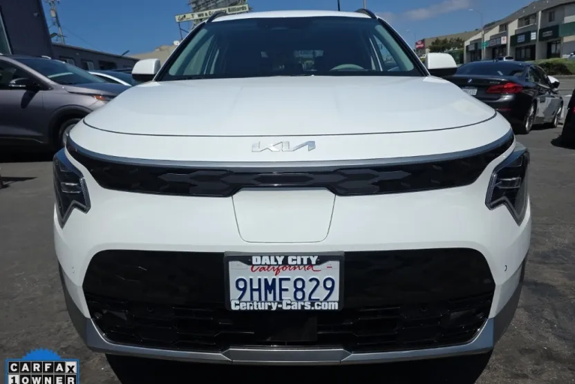 2023 Kia Niro EV Wave photo 1