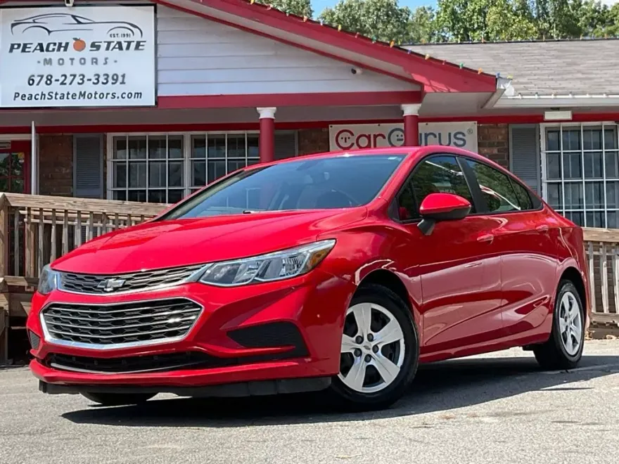 2018 Chevrolet Cruze LS photo 1
