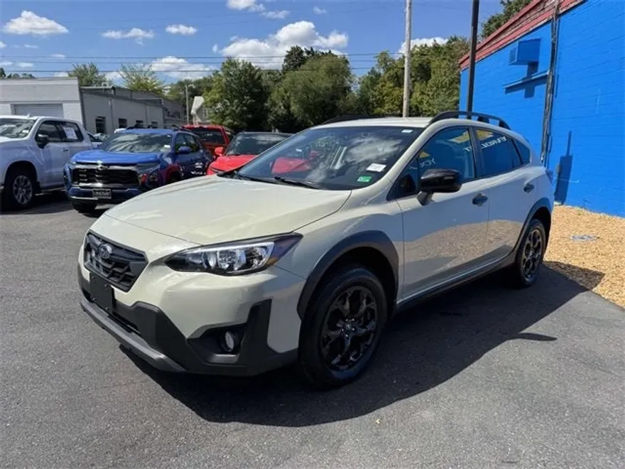 2023 Subaru Crosstrek Premium photo 1