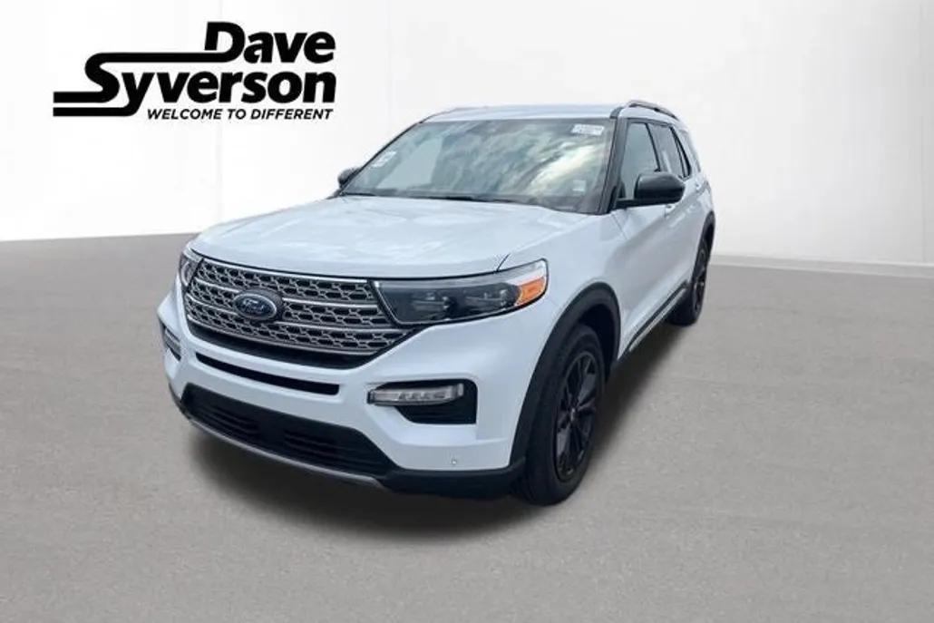 2023 Ford Explorer Limited photo 1