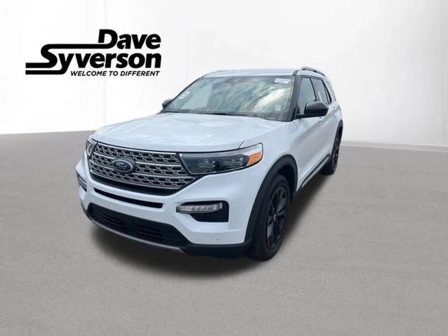 2023 Ford Explorer Limited photo 1