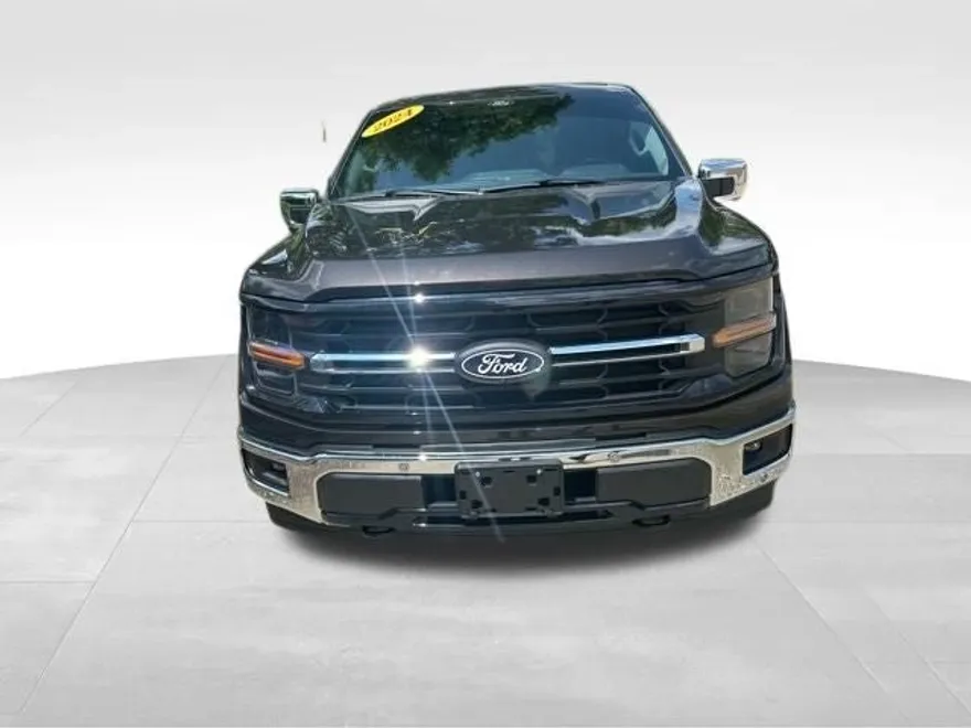 2024 Ford F-150 XLT photo 1