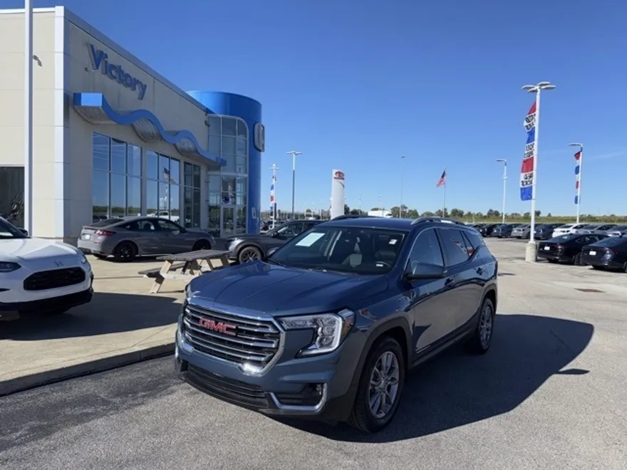 2024 Gmc Terrain SLT photo 1