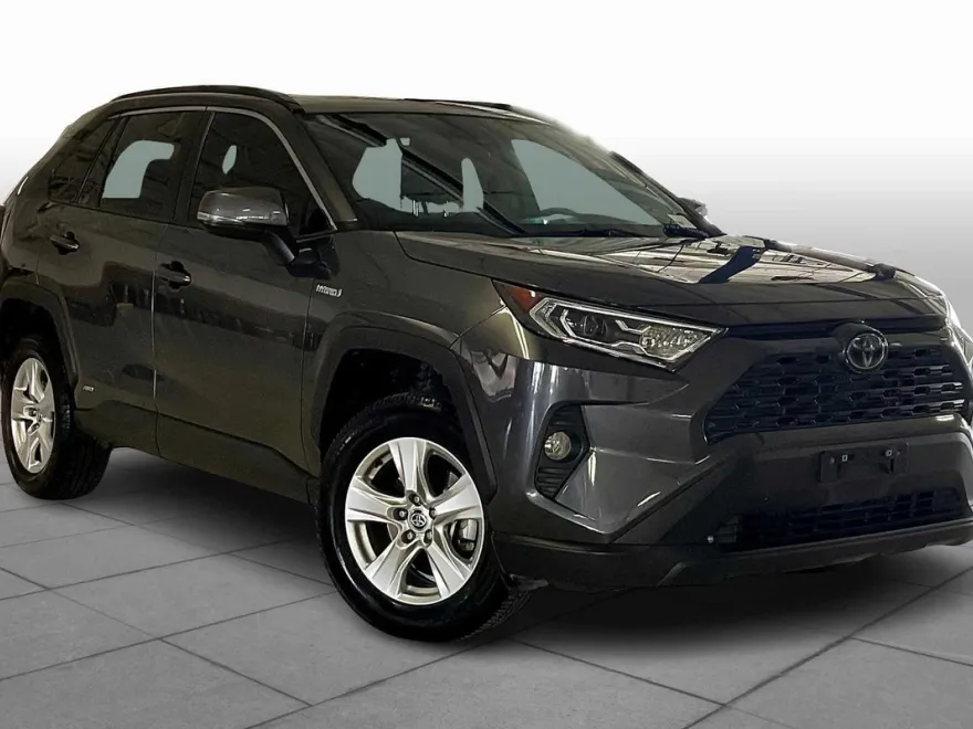 2021 Toyota RAV4 Hybrid XLE photo 1