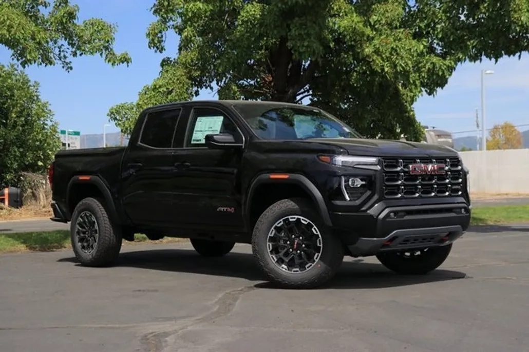 2026 Gmc Canyon AT4 photo 1