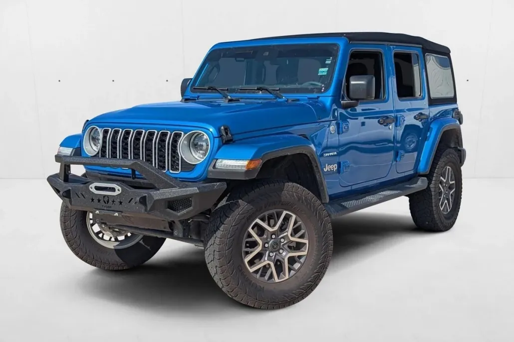 2024 Jeep Wrangler Sahara photo 1