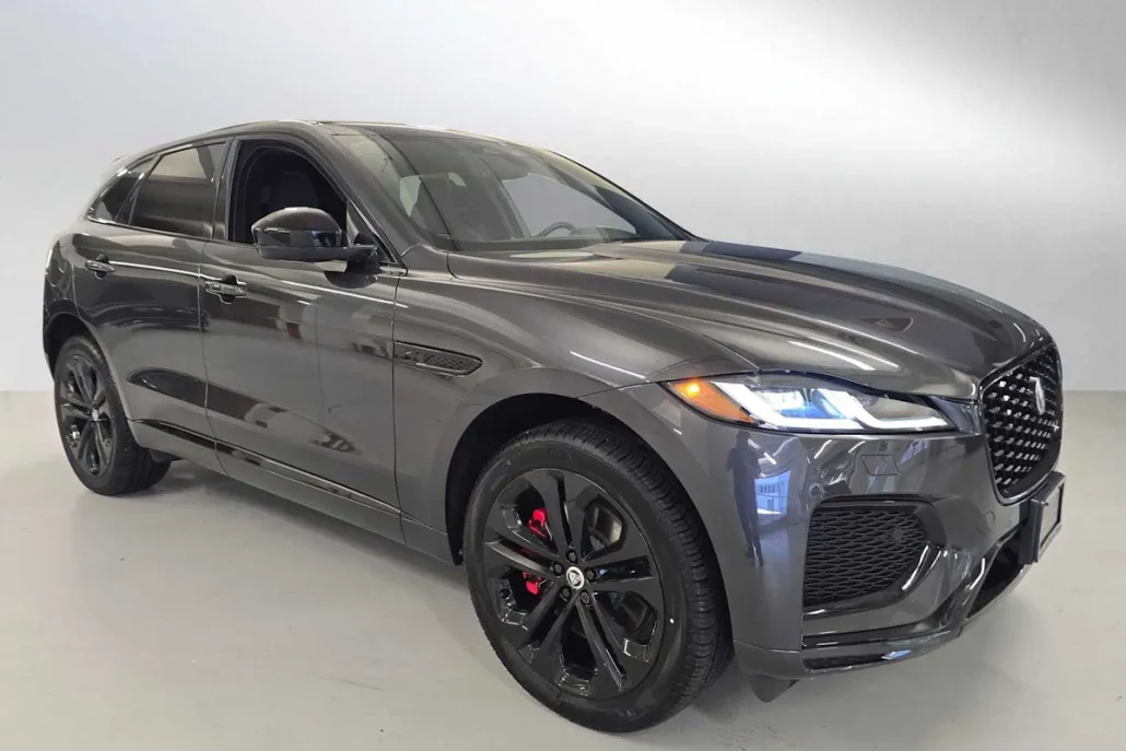 2024 Jaguar F-PACE P400 R-Dynamic S photo 1