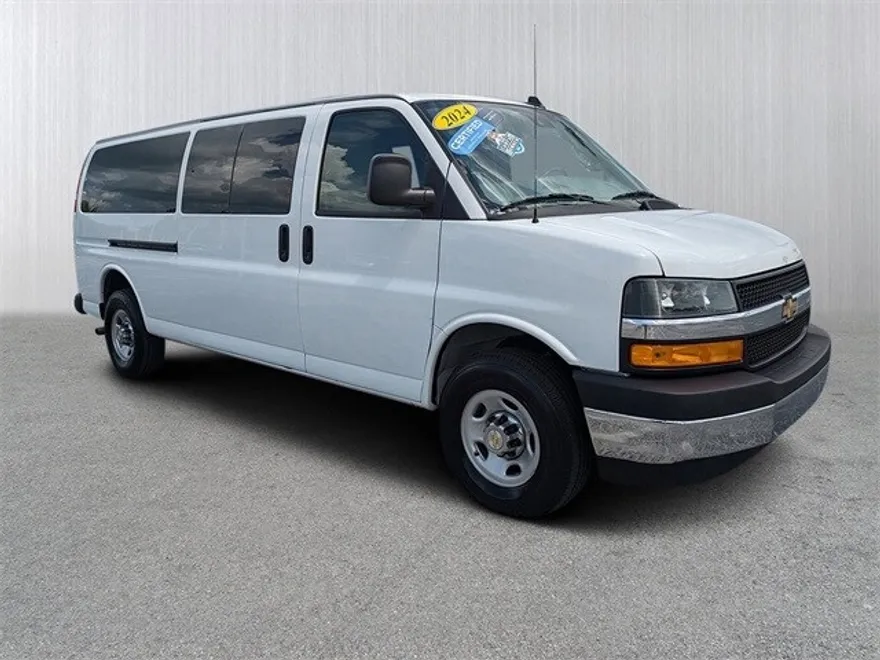 2024 Chevrolet Express 3500 LT Passenger Van photo 1