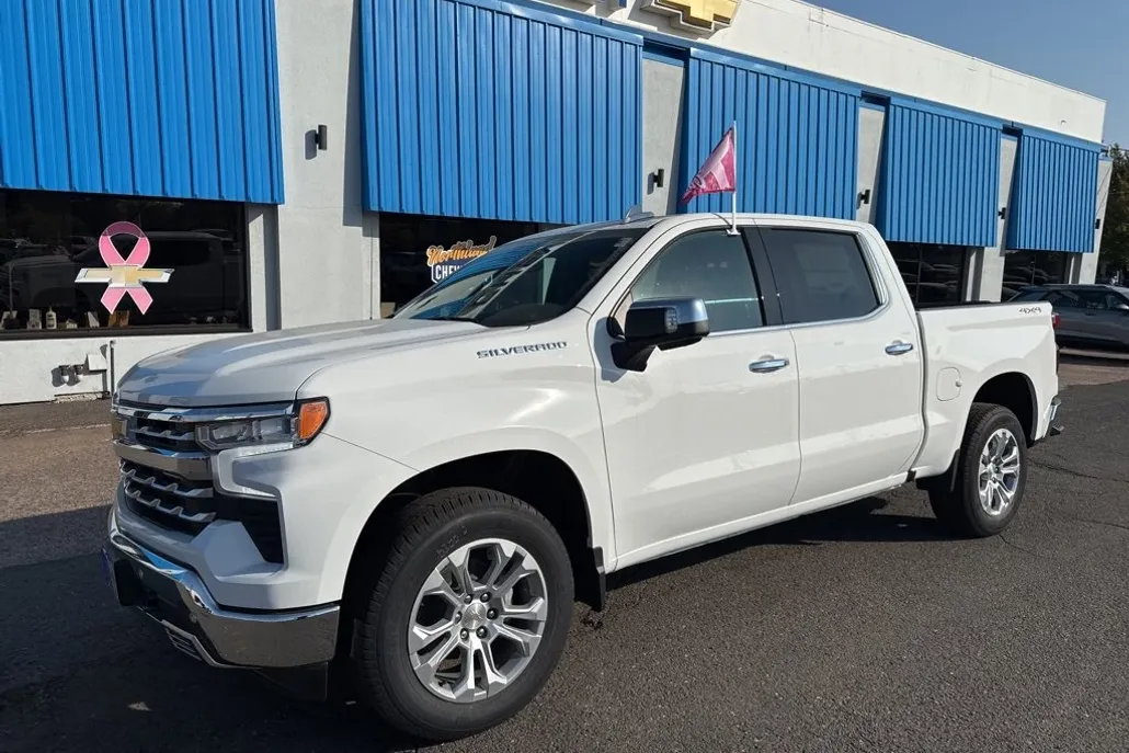 2025 Chevrolet Silverado 1500 LTZ photo 1