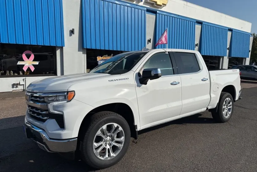 2025 Chevrolet Silverado 1500 LTZ photo 1