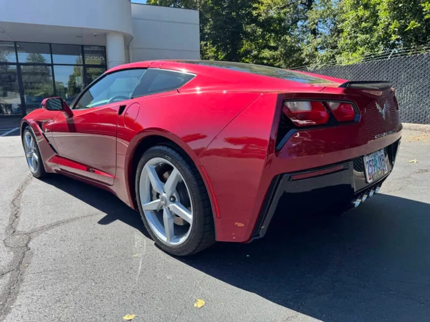 2014 Chevrolet Corvette Stingray Coupe 1LT photo 1