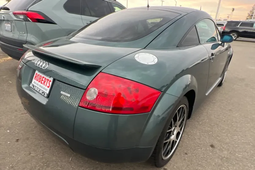 2000 Audi TT Base photo 1