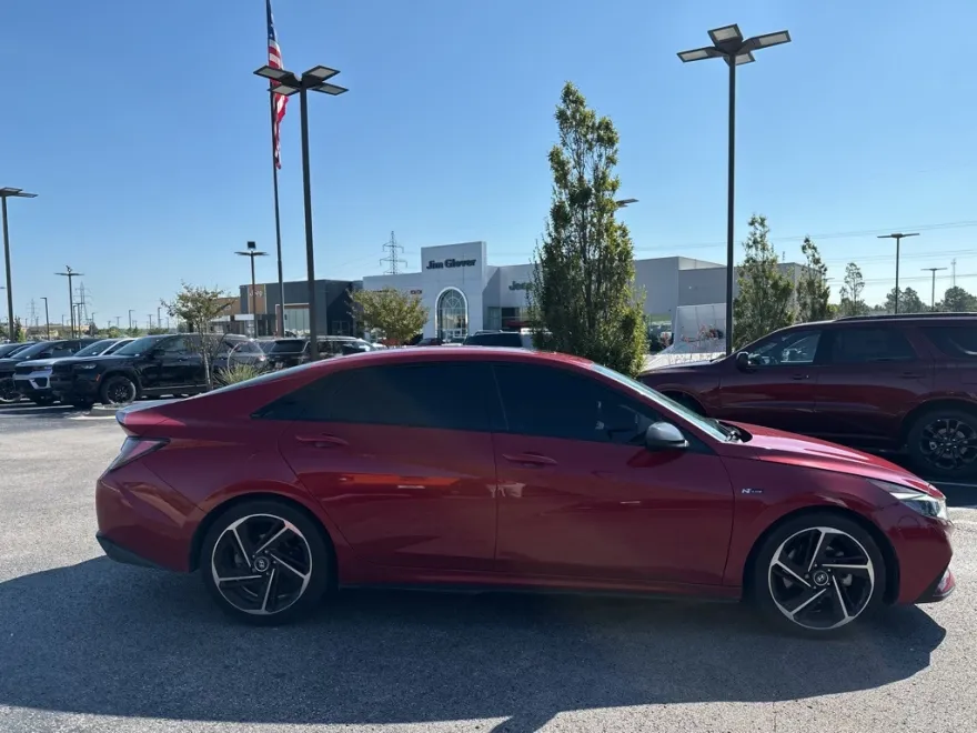 2022 Hyundai Elantra N Line photo 1