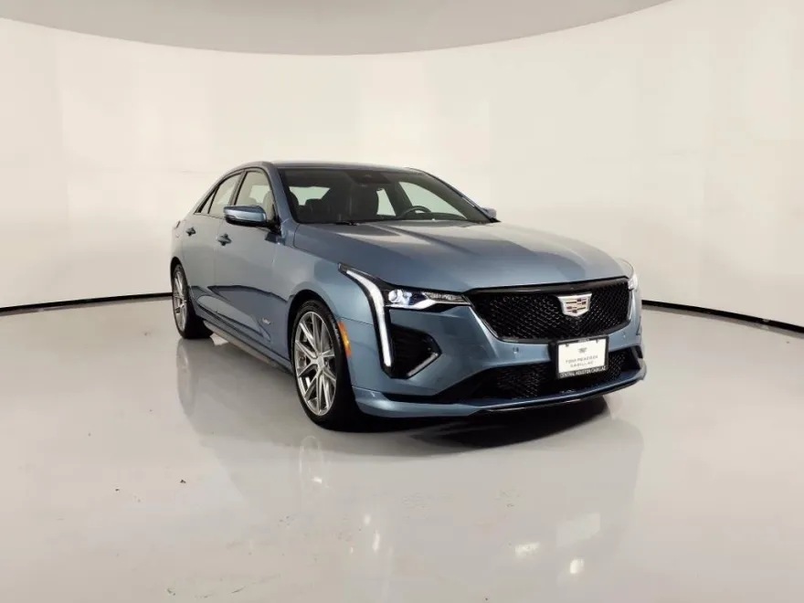 2024 Cadillac CT4 photo 1