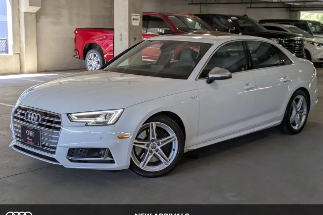 2018 Audi S4 Base Prestige photo 1