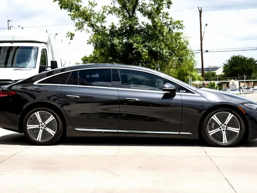 2023 Mercedes Benz EQS-Class Sedan photo 1