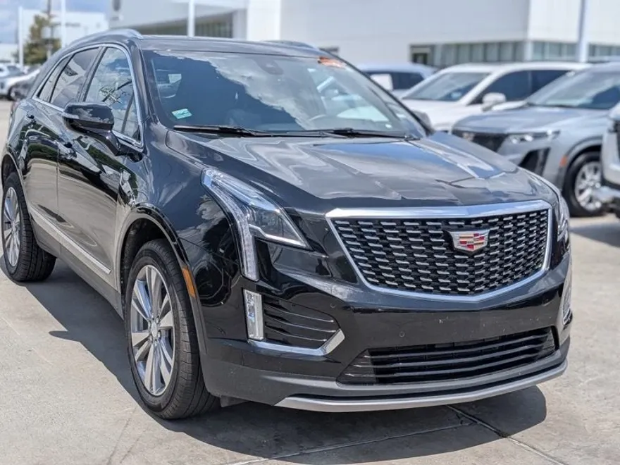 2025 Cadillac XT5 Premium Luxury photo 1