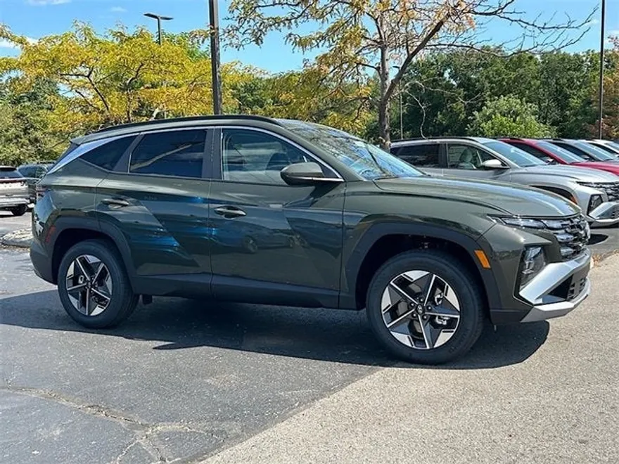 2026 Hyundai Tucson SEL photo 1