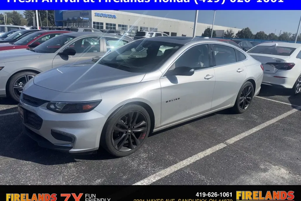2018 Chevrolet Malibu 1LT photo 1