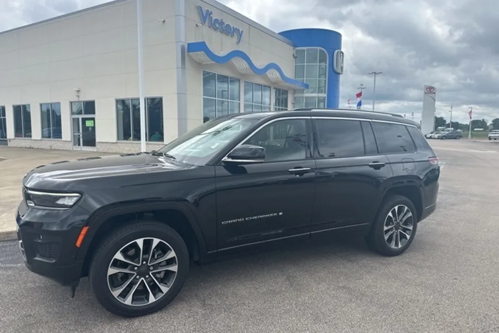 2021 Jeep Grand Cherokee Overland photo 1