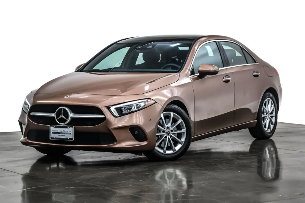 2022 Mercedes Benz A 220 photo 1